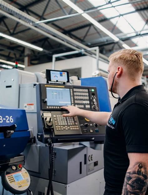 Online CNC Machinist from University of Houston.